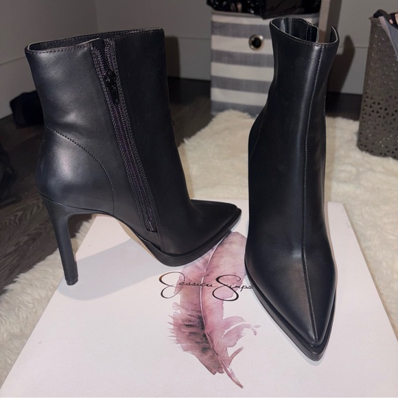 Jessica Simpson Black Ankle Booties Heels - Picture 11 of 11